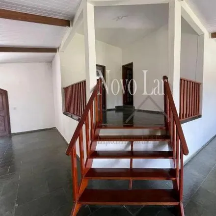 Rent this 3 bed house on Avenida das Mangueiras Sul in Mirante das Agulhas, Resende - RJ
