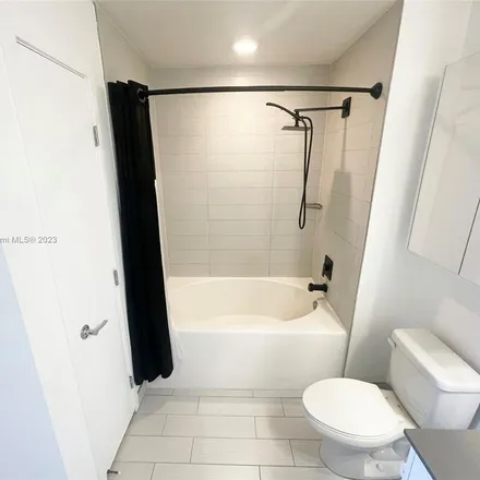 Image 7 - Brickell Station, Southwest 1st Avenue, Miami, FL 33130, USA - Apartment for rent