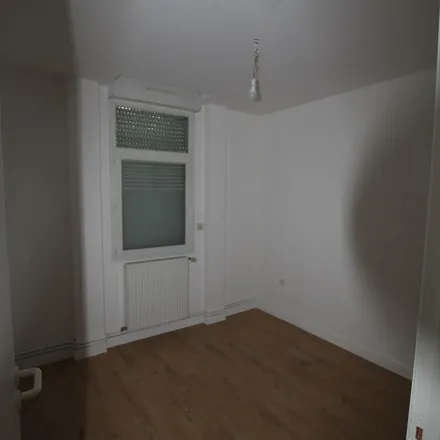 Rent this 4 bed apartment on Taravant immobilier in Boulevard Jean Jaurès, 63000 Clermont-Ferrand