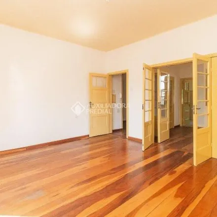 Rent this 2 bed apartment on Top Agência Produtora in Rua Santo Antônio 391, Independência