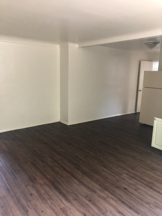 Rent this 1 bed condo on 2992 Woodrow Ave