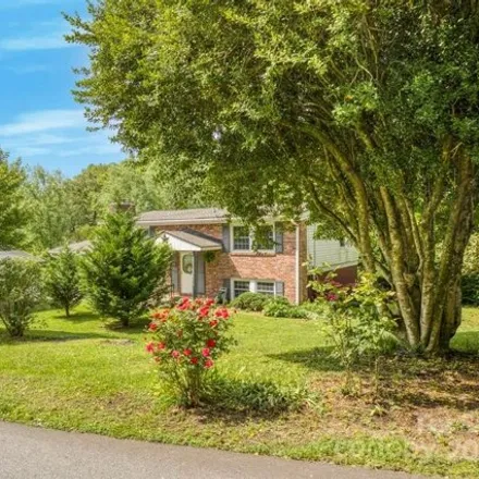 Buy this 5 bed house on 242 Willow Drive in Forest Hills, Brevard