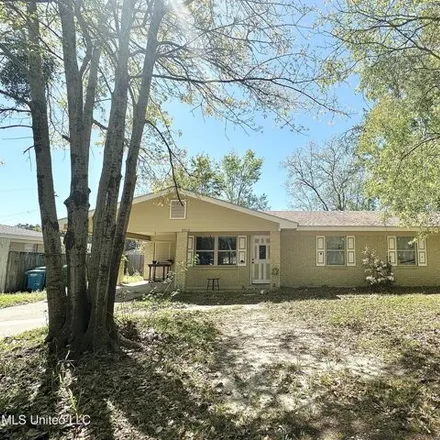 Buy this 3 bed house on 3310 Middle Avenue in Pascagoula, MS 39567