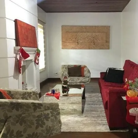 Buy this 4 bed house on Avenida Dois in Jardim Brasil, Americana - SP