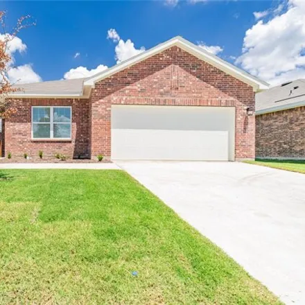 Rent this 3 bed house on Wellington Drive in Lavon, TX 75166