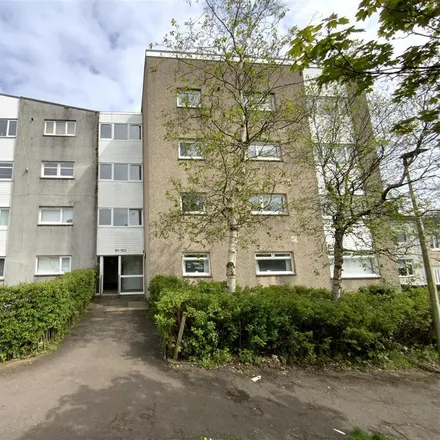 Rent this 2 bed apartment on Greenhills Primary School in Spruce Grove, East Kilbride