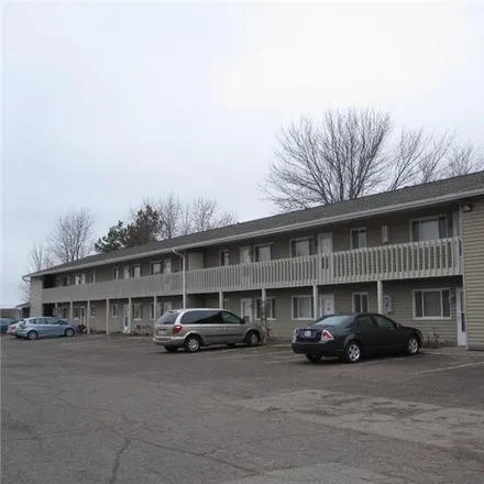 Image 2 - 1379 Heritage Drive, New Richmond, WI 54017, USA - Apartment for rent