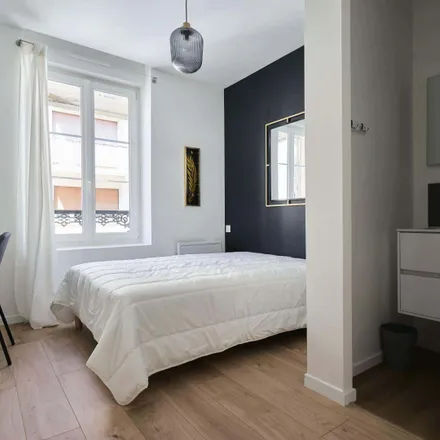 Rent this 3 bed room on 45 Rue de la Commanderie in 54100 Nancy, France