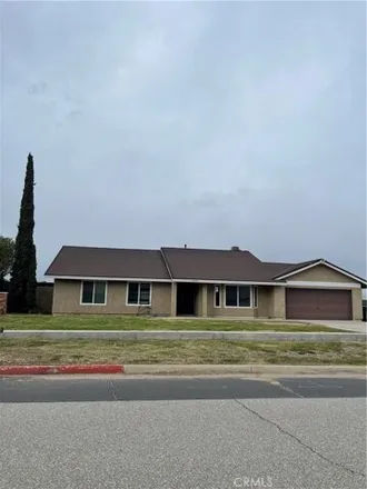 Buy this 4 bed house on 13208 Cloverly Avenue in Victorville, CA 92392