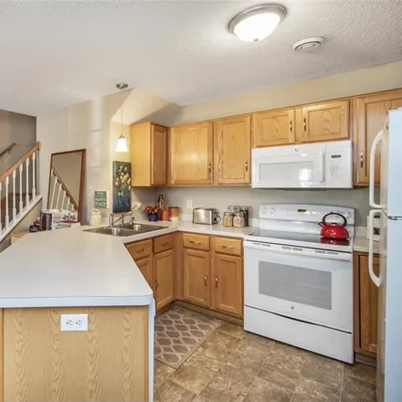 Image 7 - 8573 Quarry Ridge Lane, Woodbury, MN 55125, USA - Townhouse for sale