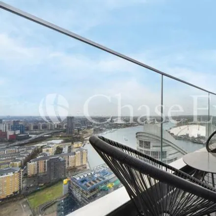 Rent this 2 bed room on Charrington Tower in 11 Biscayne Avenue, London