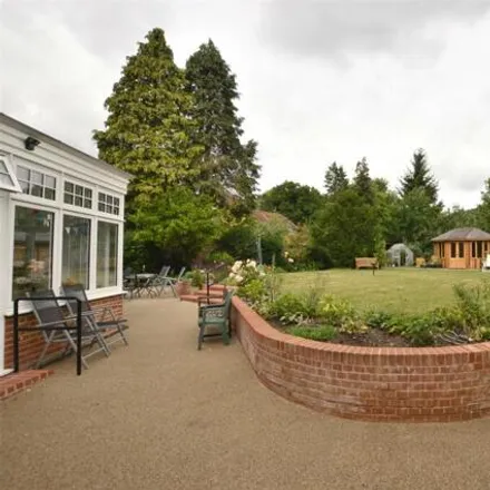 Image 4 - Somers Road, Reigate, RH2 9DX, United Kingdom - Room for rent