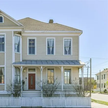 Buy this 4 bed house on 1927 Broadway St in Galveston, Texas