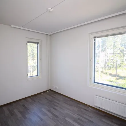 Rent this 2 bed apartment on Leinelänkaari 14 in 01340 Vantaa, Finland