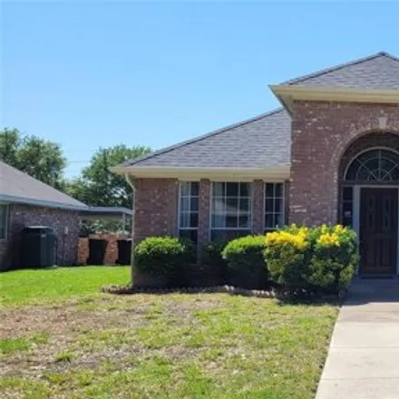 Rent this 4 bed house on 6580 Ruger Drive in Plano, TX 75023