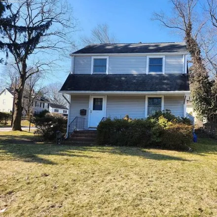 Rent this 3 bed house on 5 Coleman Terrace in Tenafly, NJ 07670
