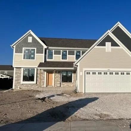 Buy this 4 bed house on 1611 White Deer Trail in Waukesha, WI 53189