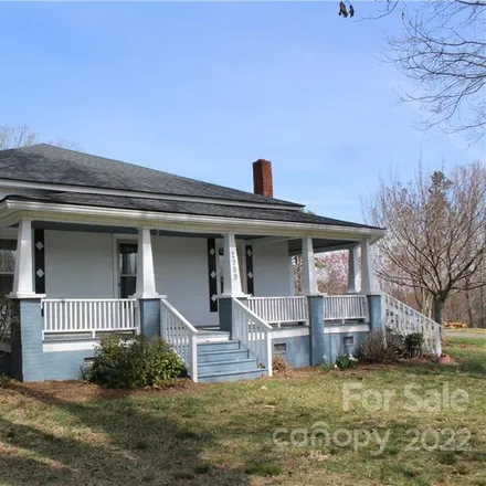 Image 3 - Fender Plaza, 2989 US 70, Drexel, NC 28655, USA - House for sale