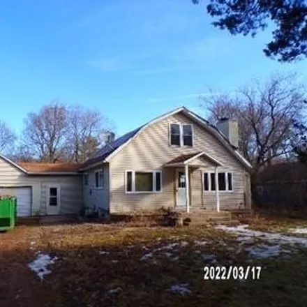 Buy this 3 bed house on 375 Wakely Road in Saratoga, WI 54457