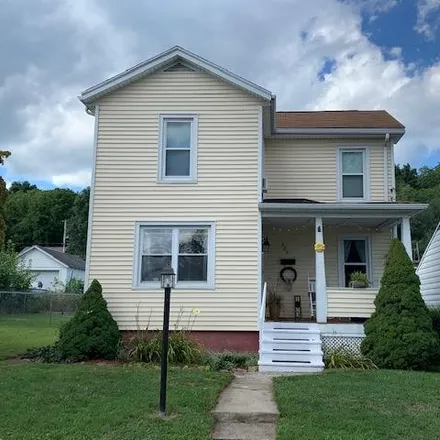 Buy this 2 bed house on West Fifth Street in Lewistown, PA 17044