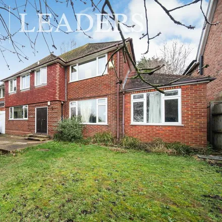 Rent this 5 bed house on Old Bedford Road in Luton, LU2 7EQ