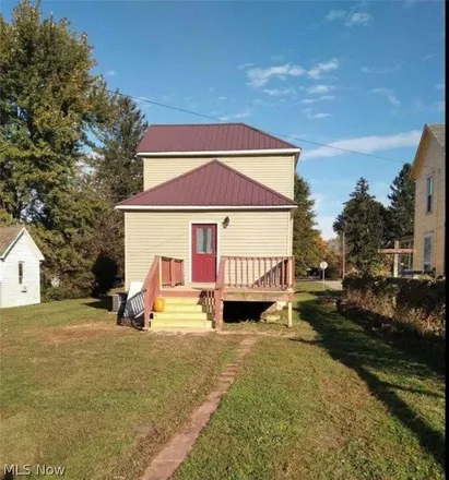 Image 3 - 100 Brown Avenue, Byesville, Guernsey County, OH 43723, USA - House for sale