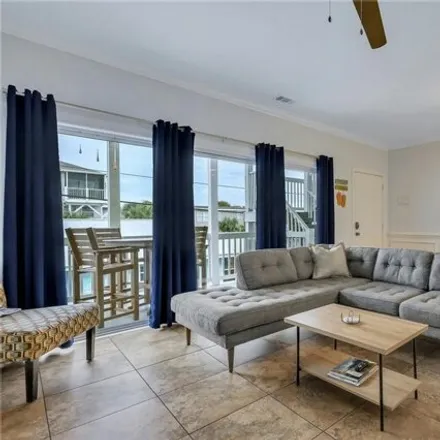 Image 3 - 5 17th Place, Tybee Island, Chatham County, GA 31328, USA - Condo for sale