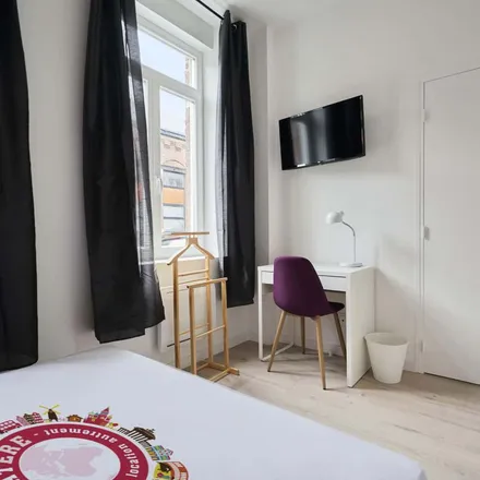 Rent this 1 bed apartment on 29 Rue Lestiboudois in 59037 Lille, France