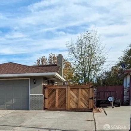 Buy this 3 bed house on 3300 Contra Loma Boulevard in Antioch, CA 94509