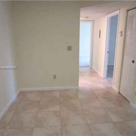 Image 3 - South Lyons Road, Pompano Beach, FL 33309, USA - Apartment for rent