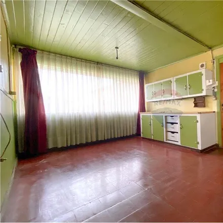 Rent this 2 bed house on Santiago 01550 in 479 0839 Temuco, Chile