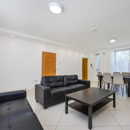 Rent this 3 bed duplex on 39;41 Amherst Road in London, W13 8LX