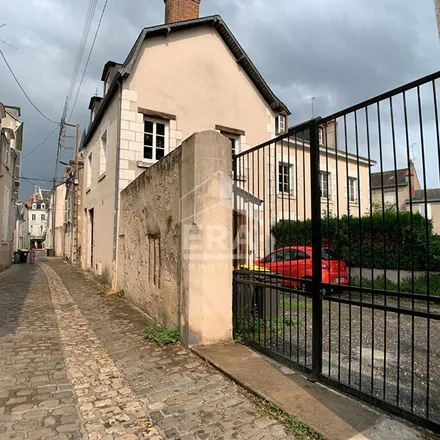 Image 4 - 12 Rue des Carmélites, 41000 Blois, France - Apartment for rent
