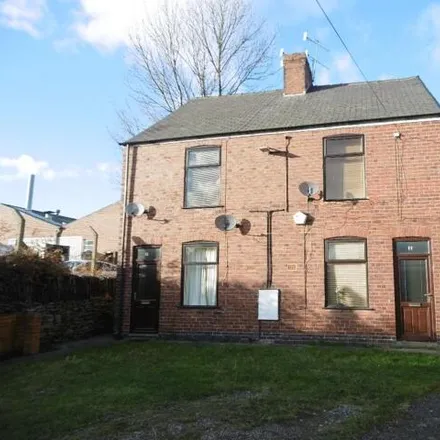 Rent this 1 bed room on Stone Row in Chesterfield, S40 2BQ