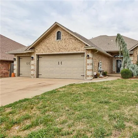 Buy this 3 bed house on 833 Southeast 5th Court in Moore, OK 73160