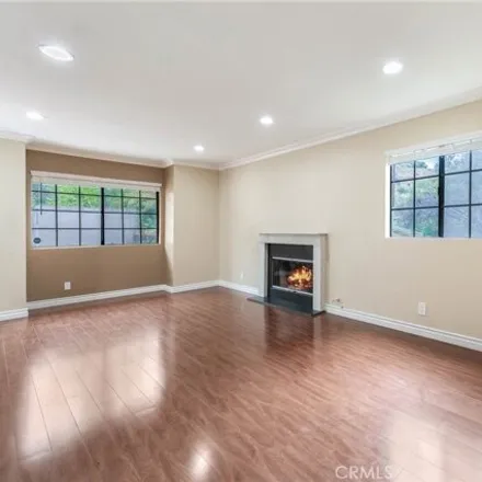 Image 6 - unnamed road, Los Angeles, CA 91352, USA - House for sale