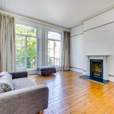 Rent this 1 bed apartment on 18 Redcliffe Gardens in London, SW10 9BG