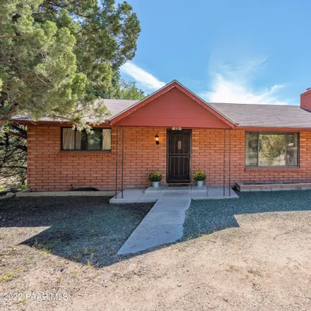 Image 2 - 802 Whetstine Avenue, Prescott, AZ 86301, USA - House for sale