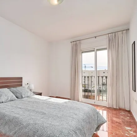 Rent this 3 bed apartment on Vélez-Málaga in Calle Explanada de la Estación, 29700 Vélez-Málaga