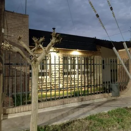 Buy this 3 bed house on Liniers in Barrio La Cruz, Villa Allende