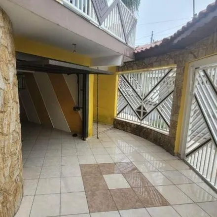 Buy this 2 bed house on Rua Regina Dalboni in Vila Nossa Senhora das Vitórias, Mauá - SP