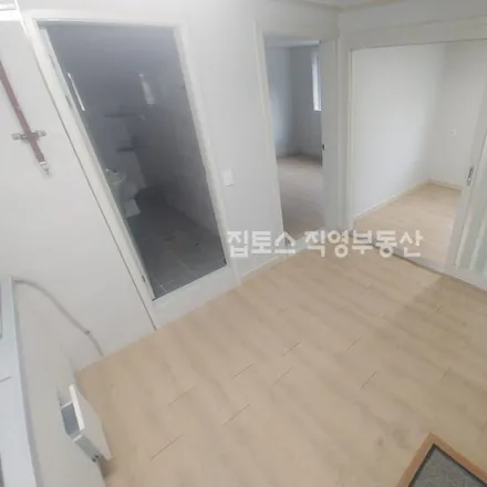 Rent this 2 bed apartment on 서울특별시 강남구 삼성동 121-26
