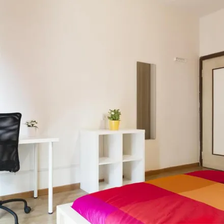 Rent this 4 bed room on Latteria in Via Giovanni Pezzotti, 20136 Milan MI