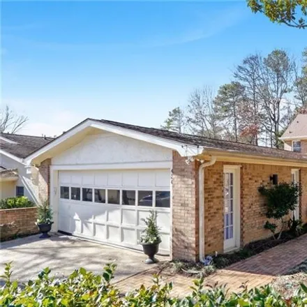 Image 1 - 4428 Village Drive, Dunwoody, GA 30338, USA - Townhouse for sale