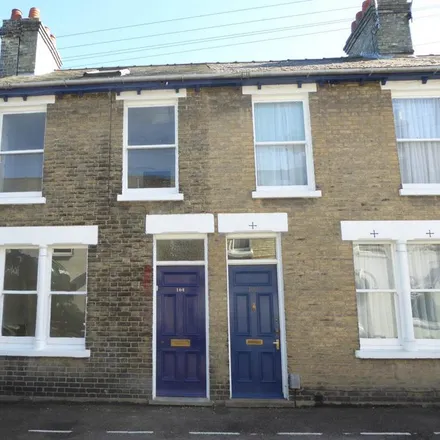Rent this 5 bed house on 104 Thoday Street in Cambridge, CB1 3AX