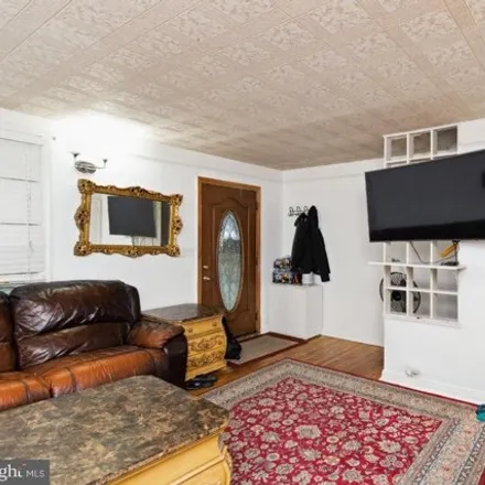 Image 5 - 7511 Berkshire Rd, Baltimore, Maryland, 21224 - House for sale