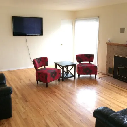 Rent this 5 bed house on Moses Lake in WA, 98837