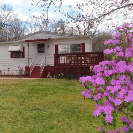 Buy this 2 bed house on 26 Brown School Road in Preston, Southeastern Connecticut Planning Region