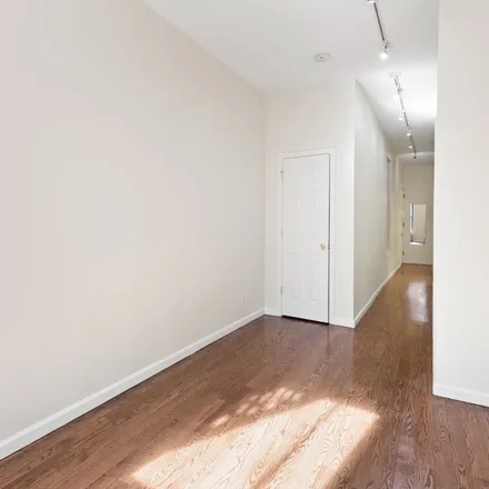 Rent this 1 bed apartment on 422 East 58th Street in New York, NY 10022