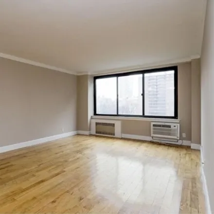 Image 2 - 788 Columbus Avenue, New York, NY 10025, USA - Apartment for rent